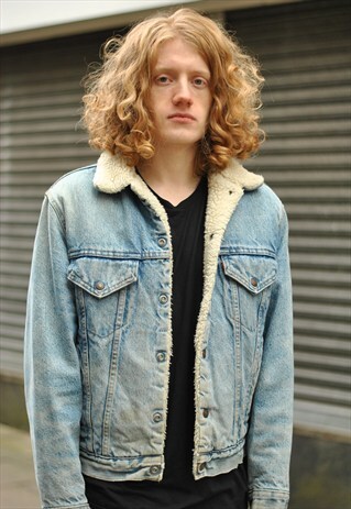 VINTAGE LEVI'S SHEARLING DENIM TRUCKER JACKET