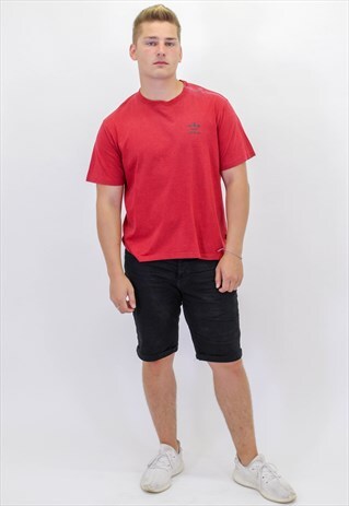 VINTAGE ADIDAS T-SHIRT