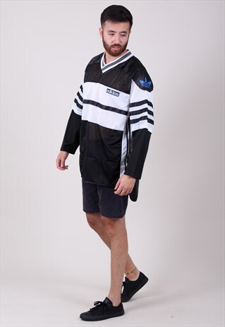 VINTAGE ADIDAS SPORTS TOP