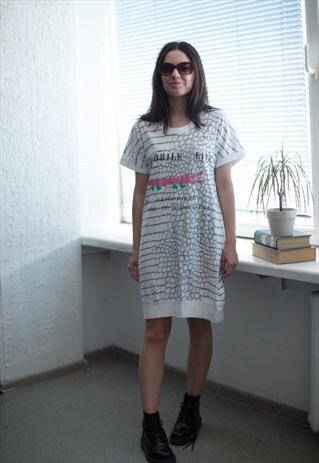 VINTAGE 90'S WHITE CROCODILE PRINT MIDI T-SHIRT DRESS