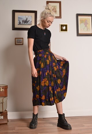 VINTAGE 80S FLORAL MIDI SKIRT IN PURPLE AND BLACK