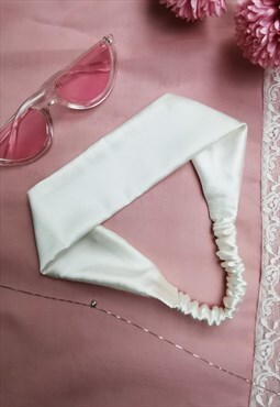 Handmade silky pearl white hair secure headband