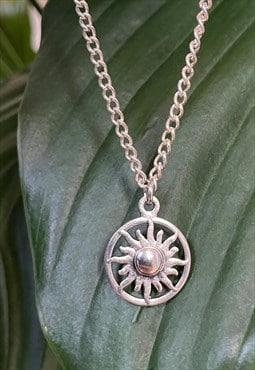 90s Choker Necklace Silver Sun Pendant 