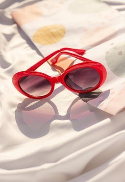 Red Rounded Oval Retro Style Sunglasses