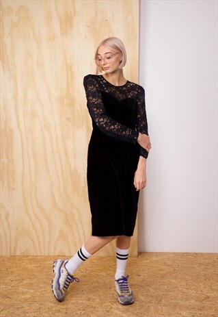 VINTAGE DRESS IN BLACK