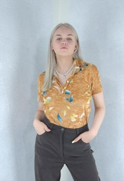 Vintage 90's shearling soft abstract polo t-shirt in gold