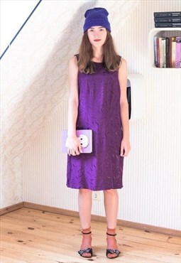 Purple sleeveless textured dress