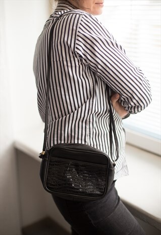 VINTAGE 80'S BLACK SHOULDER BAG