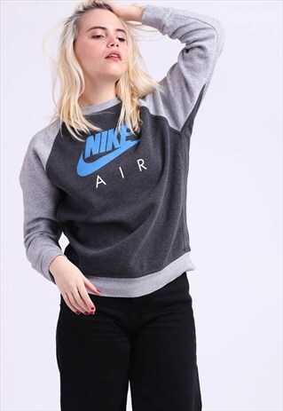 VINTAGE NIKE SWEATSHIRT