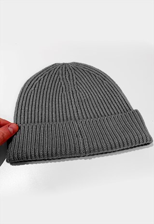 SKI TRAWLER KNITTED RIBBED BEANIE HAT - GRAPHITE GREY