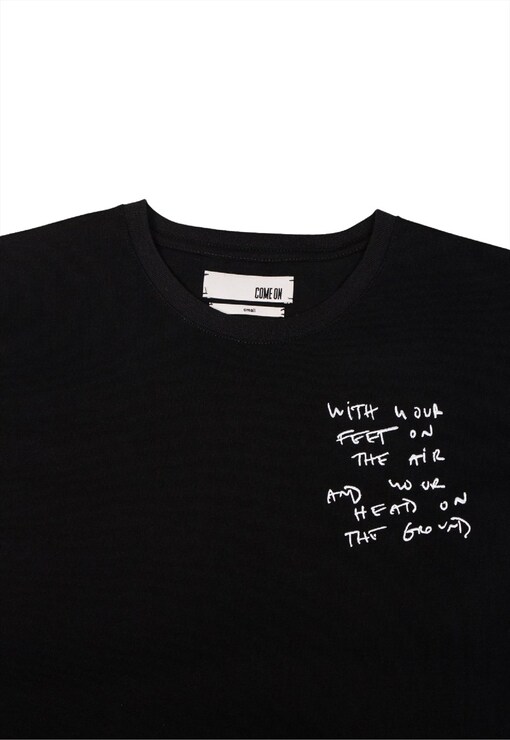 garment image