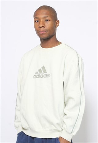 VINTAGE ADIDAS SWEATSHIRT