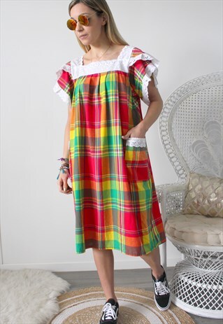 VINTAGE DRESS