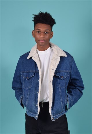 VINTAGE LEVI'S DARK BLUE DENIM JACKET