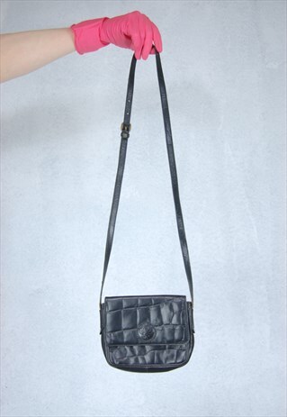 Vintage y2k rave leather small shoulder bag in old black 