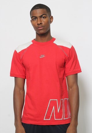 VINTAGE NIKE T-SHIRT