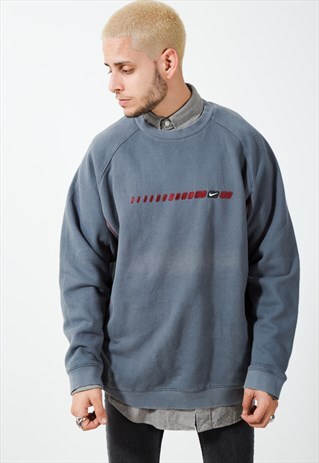 VINTAGE 90S NIKE SWEATSHIRT / S2255