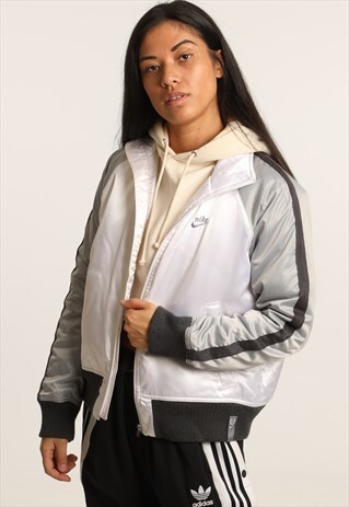 VINTAGE NIKE JACKET