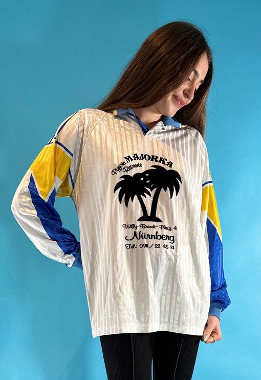 garment image