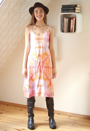 PASTEL COLORFUL BELTED DRESS