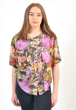 Vintage blouse in flower print