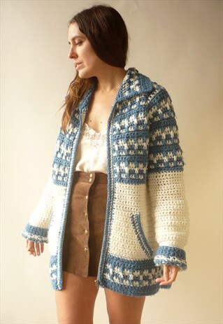 1970'S VINTAGE HAND KNITTED CHUNKY CROCHET CARDIGAN