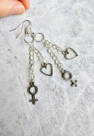 VENUS LOVE HEART DROP CHAIN EARRINGS