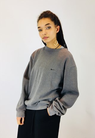 NIKE BLACK EMBROIDERED SWOOSH SWEATSHIRT