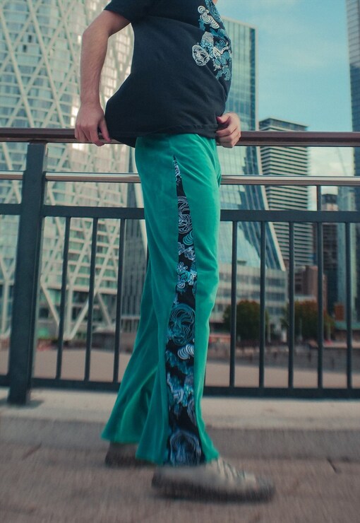 garment image