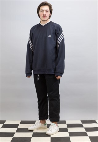 VINTAGE BLACK ADIDAS SWEATSHIRT