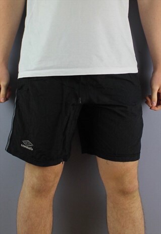 VINTAGE UMBRO SHORTS IN BLACK WITH POCKETS, EMBROIDERED LOGO