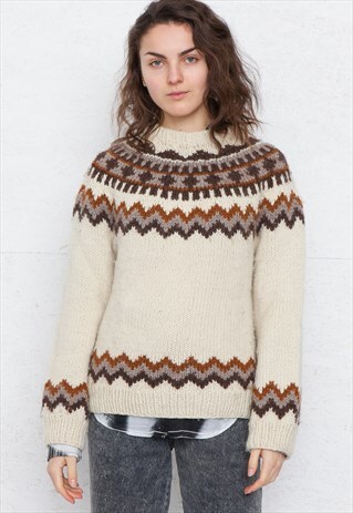 VINTAGE BEIGE KNIT JUMPER SWEATER