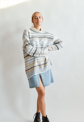 VINTAGE Y2K KNITTED LONG JUMPER IN ABSTRACT PATTERN