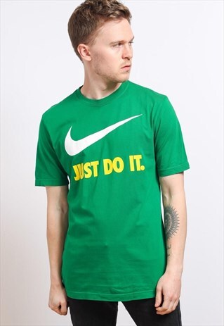VINTAGE NIKE T-SHIRT