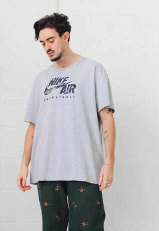 VINTAGE OVERSIZED NIKE AIR T-SHIRT