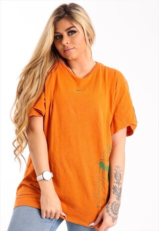 VINTAGE NIKE T-SHIRT NT168