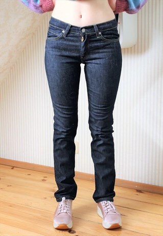 DARK BLUE STRAIGHT LEVIS JEANS