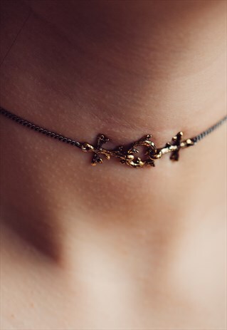 AURAKA THORN CROSS GOTHIC CHOKER / NECKLACE GOLD & GUNMETAL