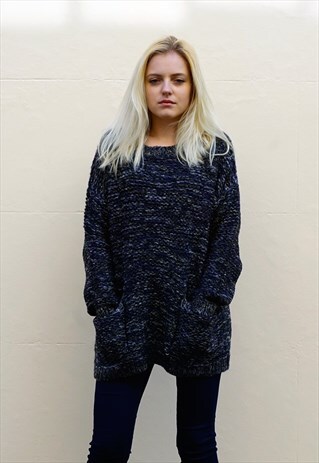 KNITTED NAVY JUMPER WITH FRONT POCKETS