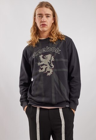 VINTAGE REEBOK SWEATSHIRT