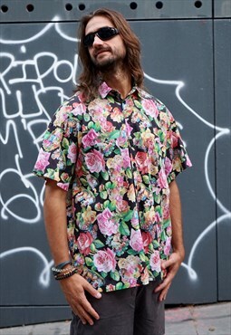 Vintage 90s Unique Floral & Dog Print Short Sleeve Shirt