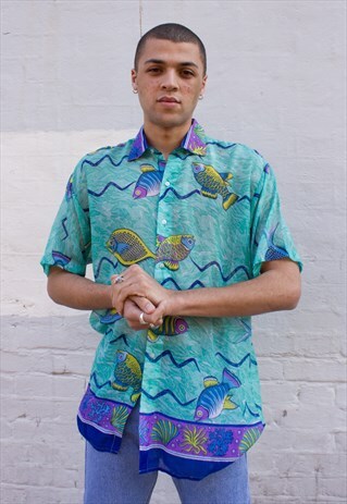 VINTAGE OVERSIZED UNISEX SUMMER SHIRT WITH A SEASIDE PRINT