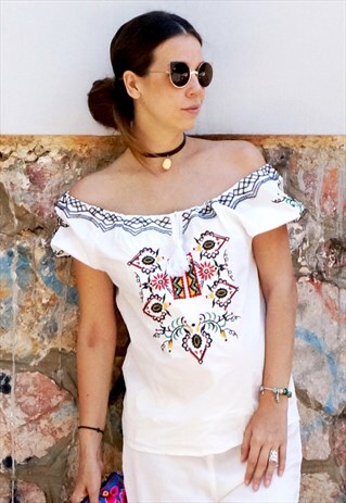 OFF-THE-SHOULDER EMBROIDERED BOHO TOP