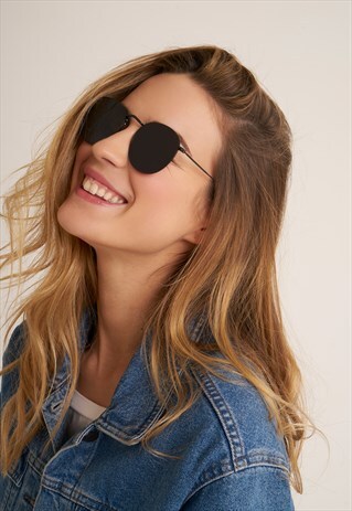 BLACK ROUND SUNGLASSES