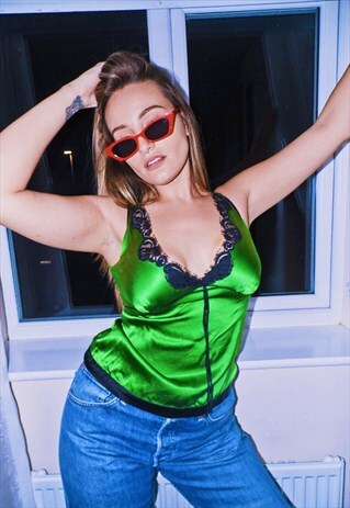 Y2K TOP CAMI LOW V NECK BLACK LACE GREEN SHINY SLEEVELESS 00