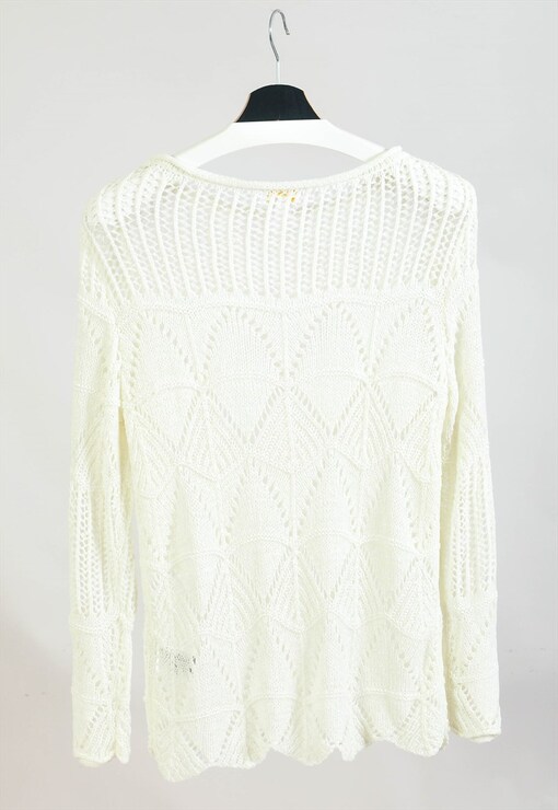 garment image