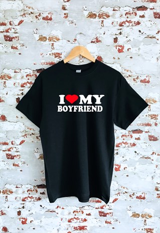 I HEART MY BOYFRIEND VALENTINE BLACK UNISEX T-SHIRT