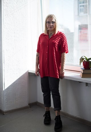VINTAGE 80'S RED SHORT SLEEVED SHIRT