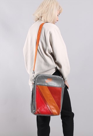 VINTAGE NIKE MESSENGER SIDE SATCHEL BAG
