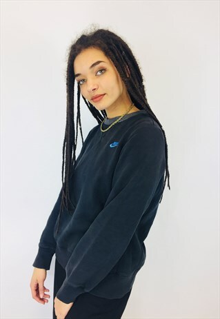 NIKE EMBROIDERED SWOOSH SWEATSHIRT